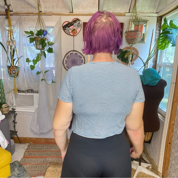 PacSun Basics Blue and White Striped Lightweight Cropped tee Size XSmall - Picture 13 of 14